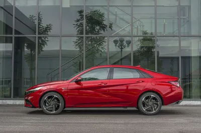 Hyundai Elantra N-Line 1.6 Turbo AT - 2025 đã qua sử dụng